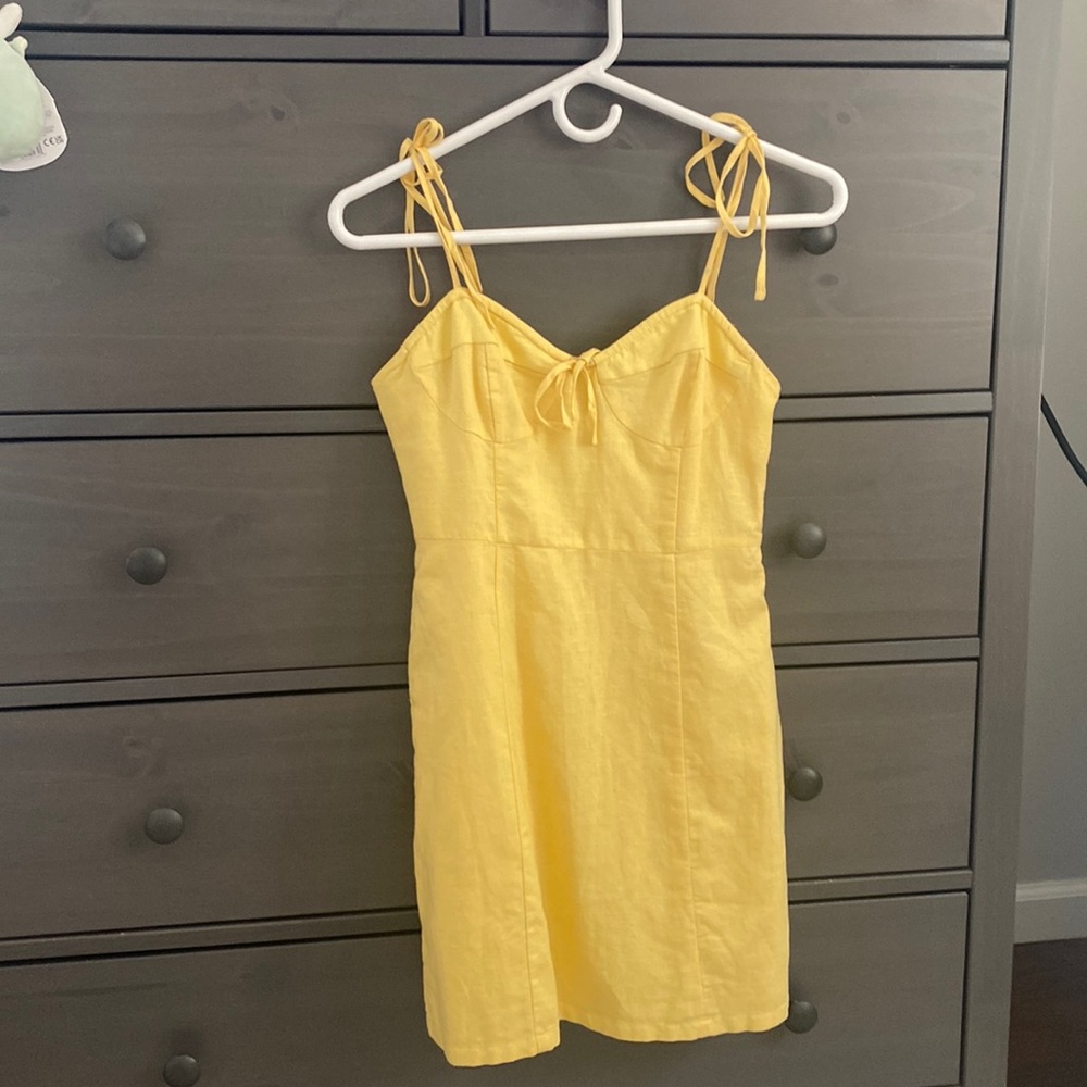 Yellow dress